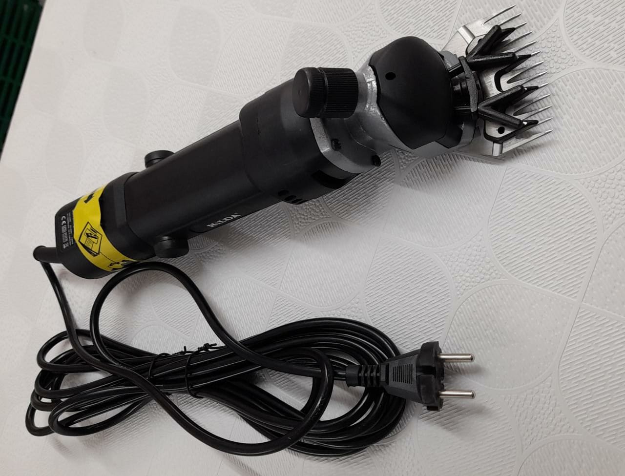 Sheep trimmer with 6 months repair warranty 